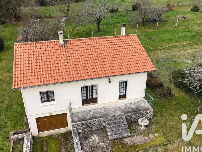 Maison à vendre, 80m², LUSSAC