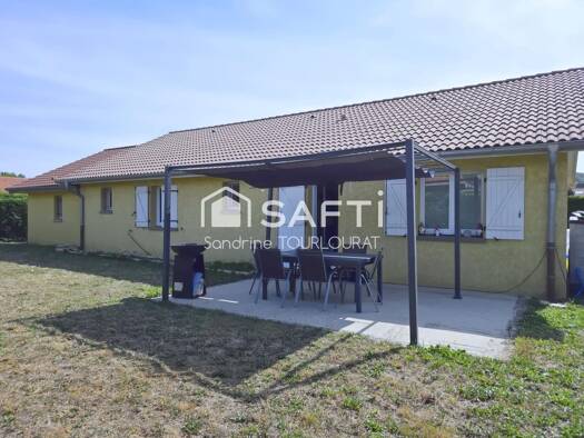 Maison de plain-pied à vendre 274 000 € 5 pièces 4 chambres 109 m² 807 m² de terrain Montalieu-Vercieu 38390