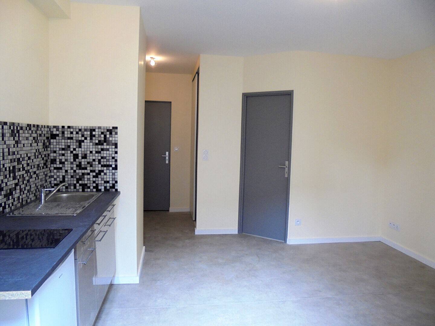 Maison à louer, 23m², LIBOURNE