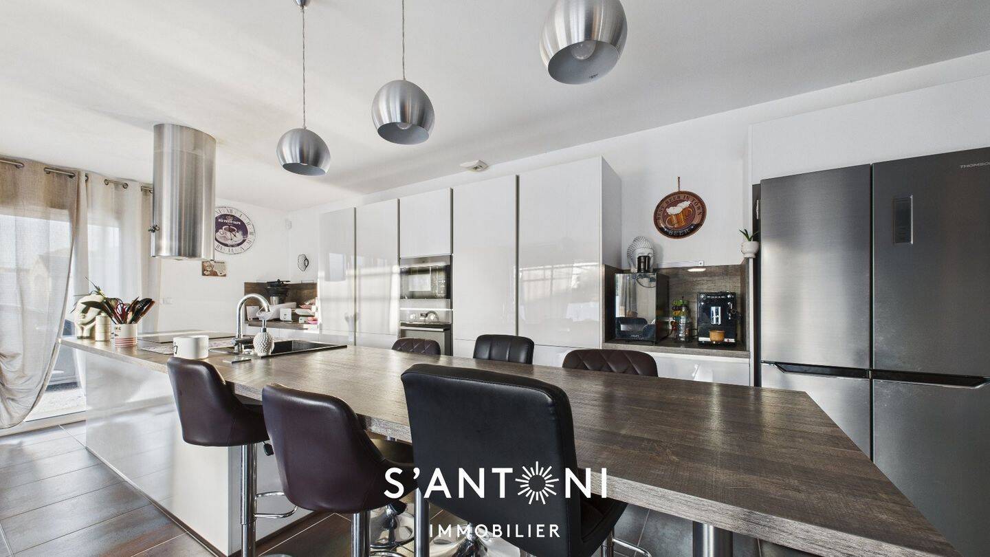 Maison à vendre, 130m², POMEROLS