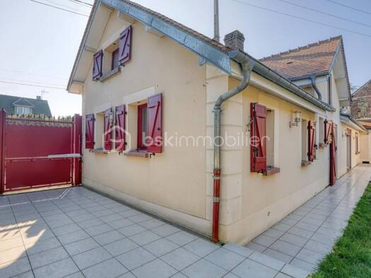 Maison à vendre 279 000 € 6 pièces 4 chambres 120 m² 257 m² de terrain Chaumont-en-Vexin 60240