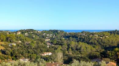 Villa à vendre 520 000 € 3 pièces 2 chambres 56,2 m² 1 476 m² de terrain Biot 06410