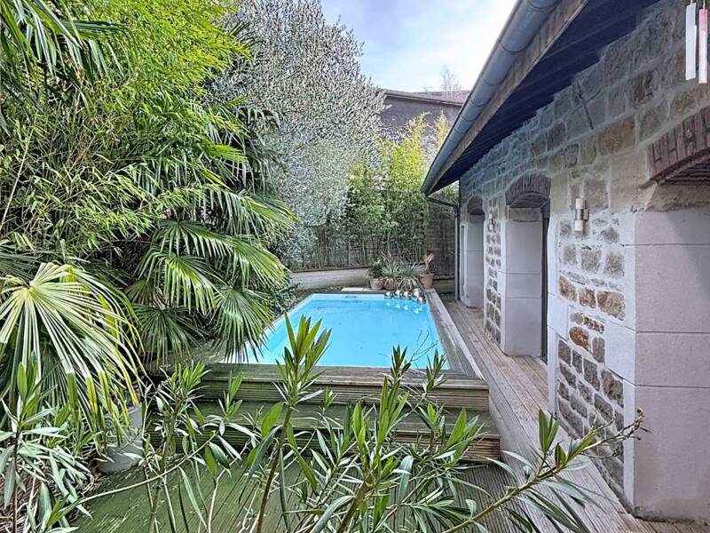 Maison à vendre, 270m², SAINT ETIENNE