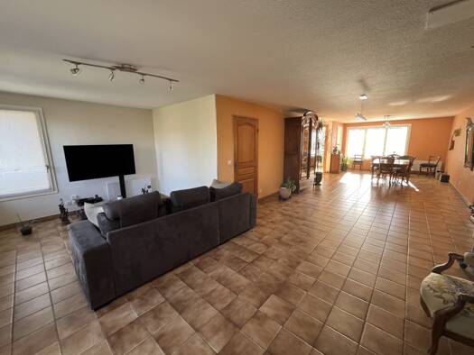 Duplex à vendre 284 850 € 5 pièces 4 chambres 157,7 m² Étage 6/6 Bayard Gap 05000