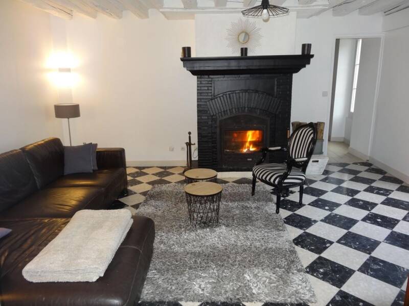 Maison à louer, 242m², DAMPMART