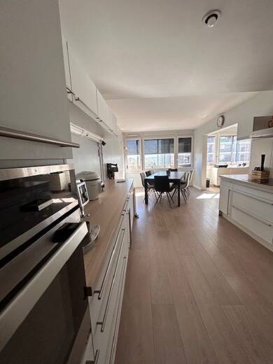 Appartement à vendre 169 000 € 4 pièces 3 chambres 144,9 m² Étage 7/8 Saint-Étienne 42000