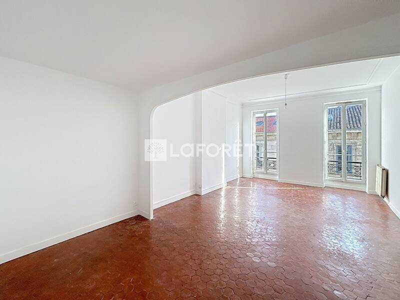 Maison à louer, 128m², MARSEILLE 6E