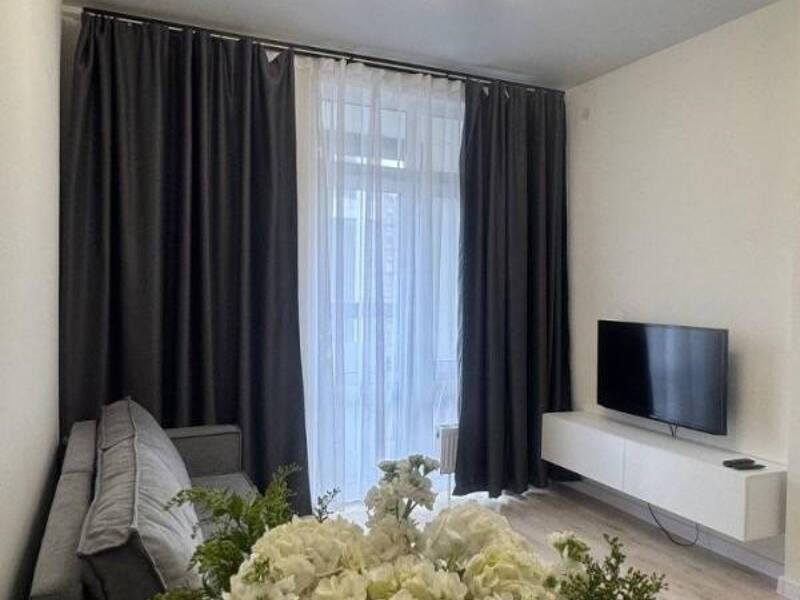 Maison à louer, 18m², PARIS 16E