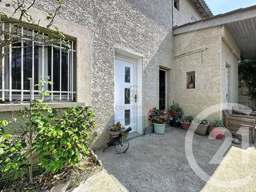 Maison à vendre 315 000 € 5 pièces 4 chambres 160 m² 540 m² de terrain Grigny-sur-Rhône 69520