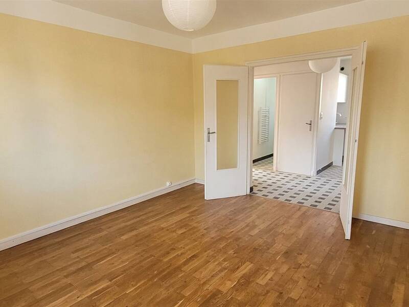 Maison à louer, 57m², LYON 8E