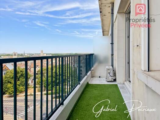 Appartement à vendre 155 000 € 3 pièces 2 chambres 64,64 m² Étage 8/8 Gare Troyes 10000