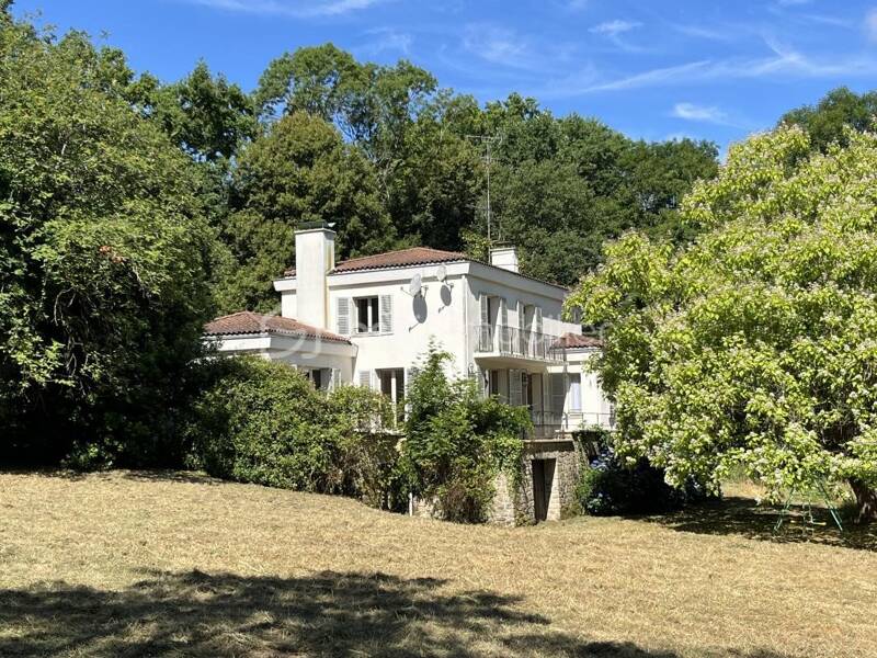 Maison à vendre, 220m², LIMOGES