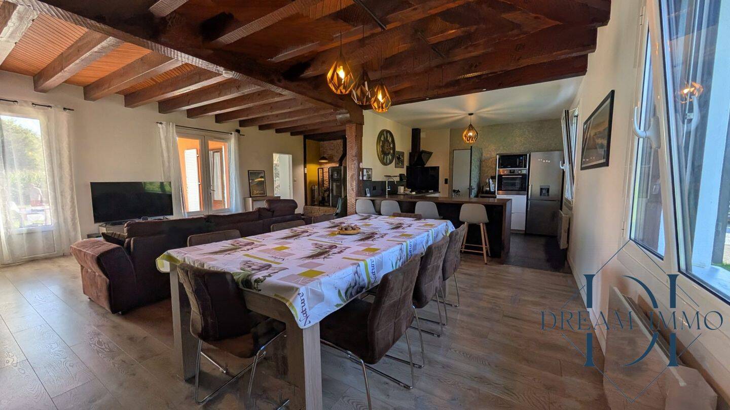 Maison à vendre, 235m², SAINT MARTIN DE HINX
