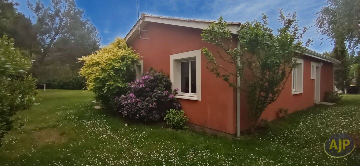 Maison à vendre, 100m², LE PORGE