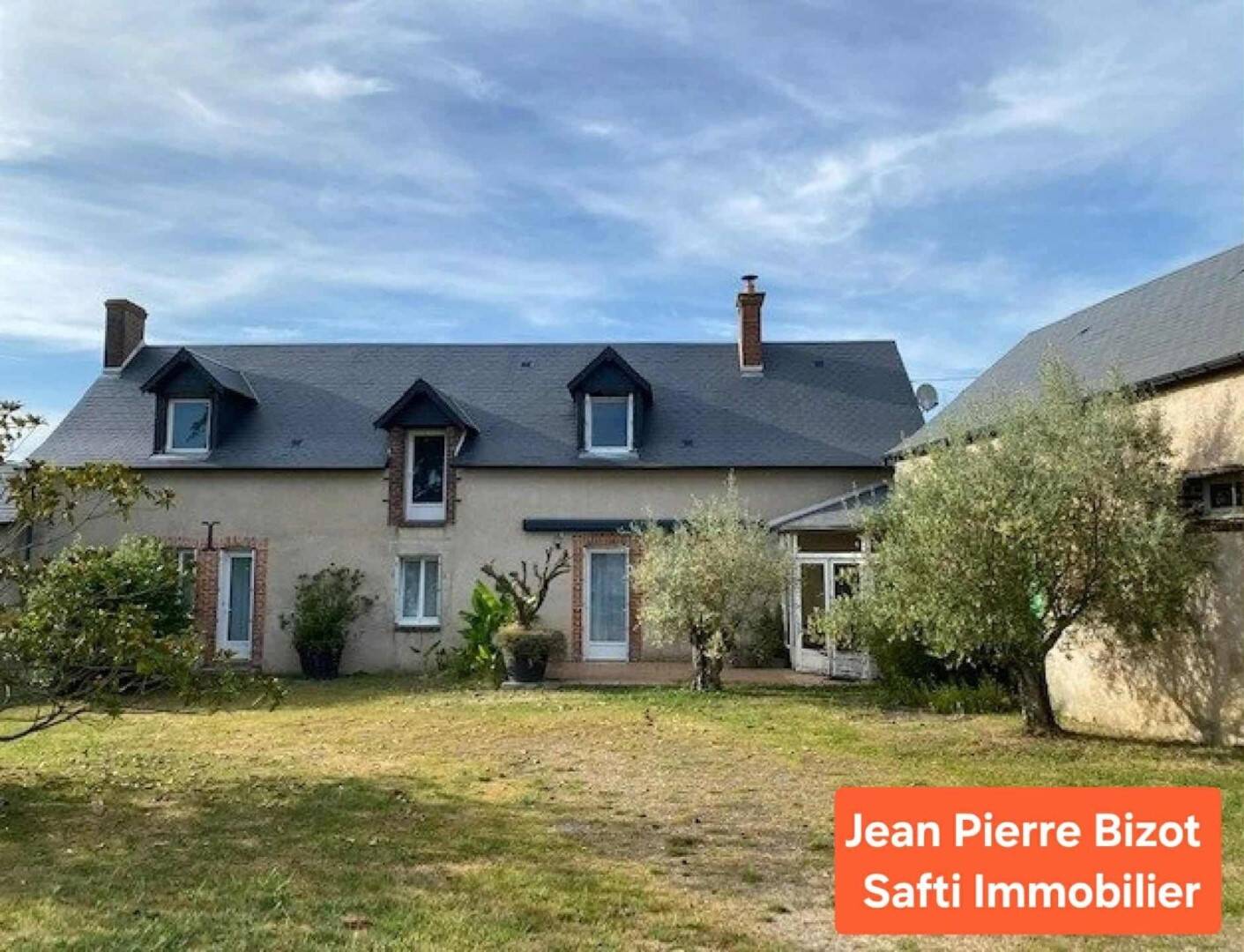 Maison à vendre, 150m², LA CHARTRE SUR LE LOIR