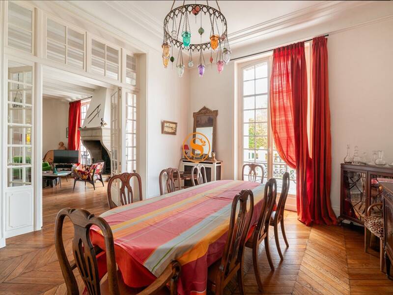 Maison à vendre, 372m², CHANTILLY