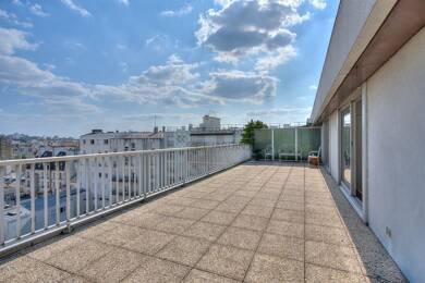 Appartement à vendre 1 200 000 € 4 pièces 2 chambres 79 m² Dernier étage, Étage 8/8 Buttes Aux Cailles-Glacière Paris 13ème 75013