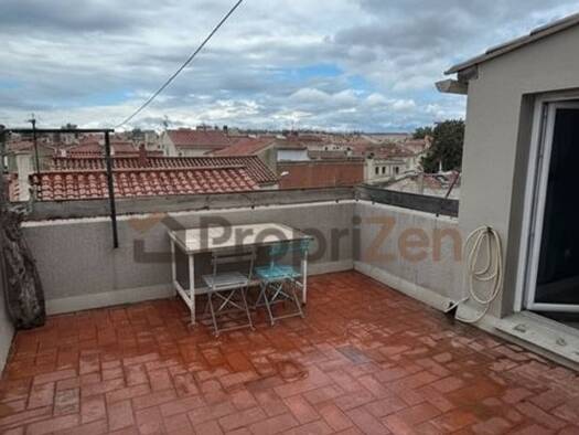 Appartement à louer 780 € 2 pièces 1 chambre 43 m² 2ème étage Gare Perpignan 66000