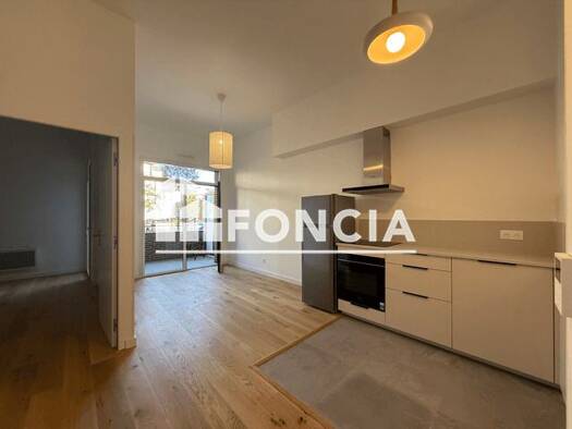 Appartement à louer 1 050 € 2 pièces 1 chambre 47,92 m² RDC Deauville 14800