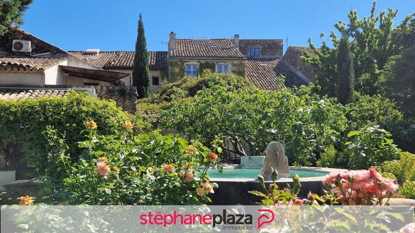 Maison à vendre, 681m², SAINTE CECILE LES VIGNES
