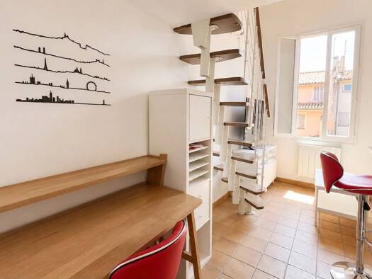 Appartement à vendre 179 000 € 1 pièce 25 m² Étage 3/3 Centre Ville Aix-en-Provence 13100