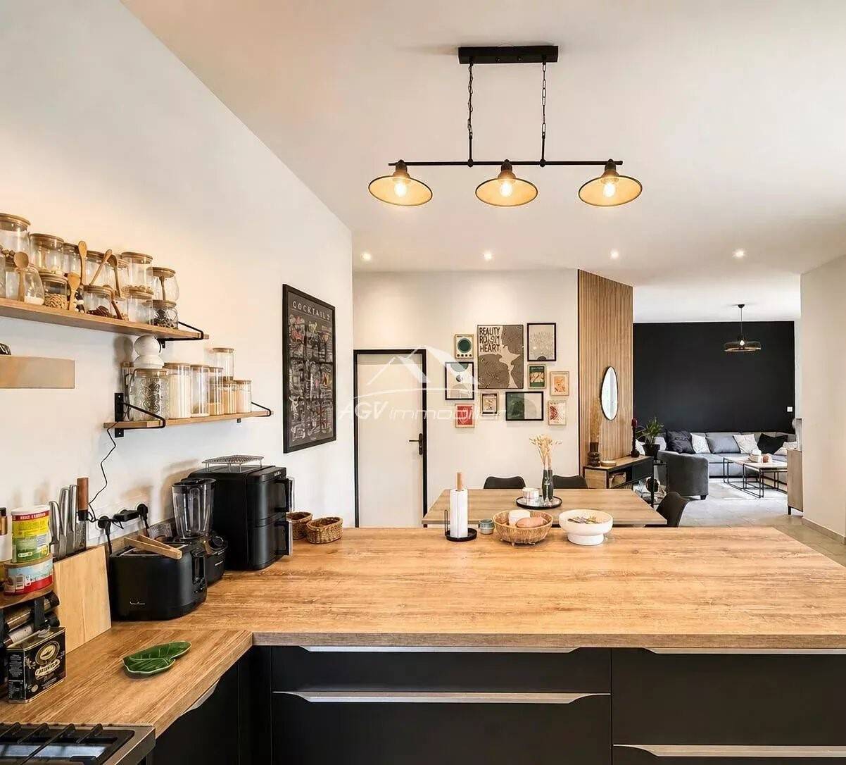 Maison à vendre, 104m², RIBAUTE LES TAVERNES