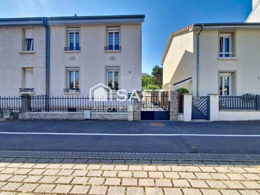 Maison de ville à vendre 269 000 € 6 pièces 2 chambres 111 m² 379 m² de terrain Moulins-lès-Metz 57160