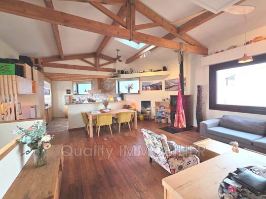 Maison de plain-pied à vendre 360 000 € 4 pièces 2 chambres 86 m² 150 m² de terrain Mouans-Sartoux 06370