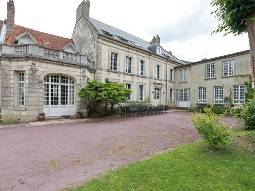 Maison à vendre 695 000 € 18 pièces 18 chambres 1 100 m² 6 000 m² de terrain Auxi-le-Château 62390