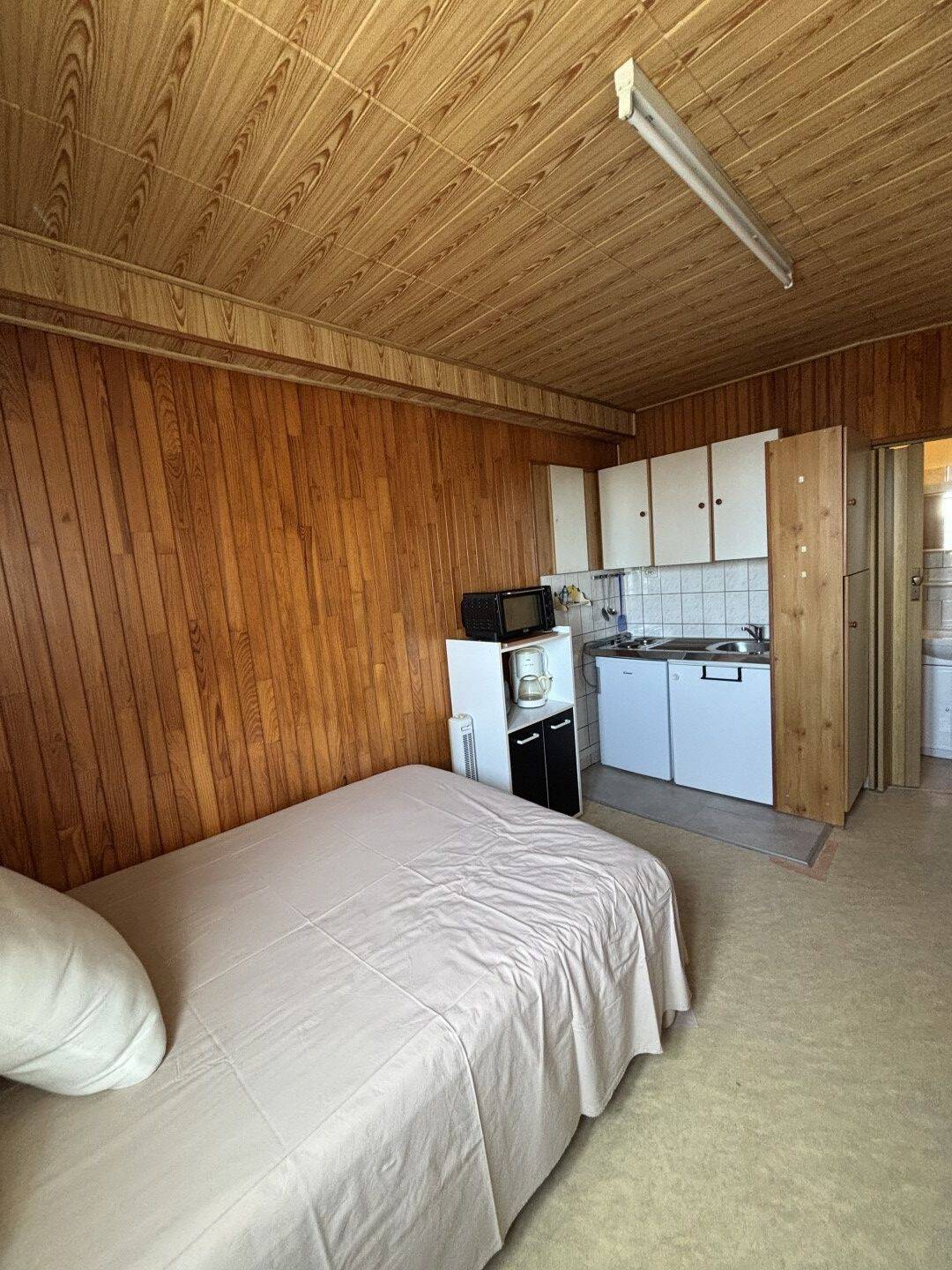 Maison à louer, 16m², LEVALLOIS PERRET