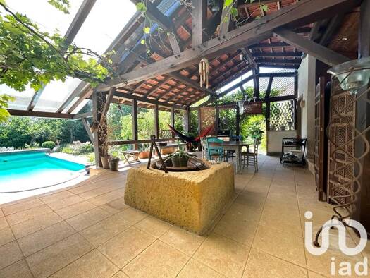 Maison à vendre 499 000 € 7 pièces 3 chambres 213 m² 1 255 m² de terrain Sanry-Lès-Vigy 57640