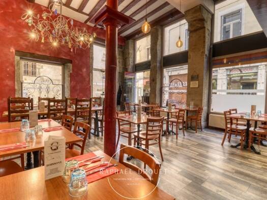 Restaurant à vendre Fonds de commerce 115 000 € 129 m² d'espace de restauration Les-Collines Vienne 38200