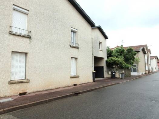Appartement à vendre 138 000 € 2 pièces 1 chambre 41 m² RDC/1 Azieu Genas 69740
