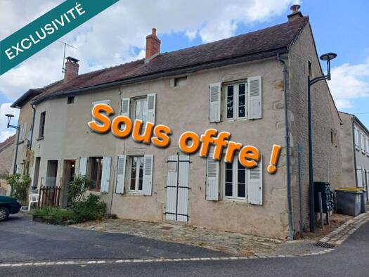 Maison à vendre 60 500 € 4 pièces 3 chambres 74 m² 11 m² de terrain Escurolles 03110