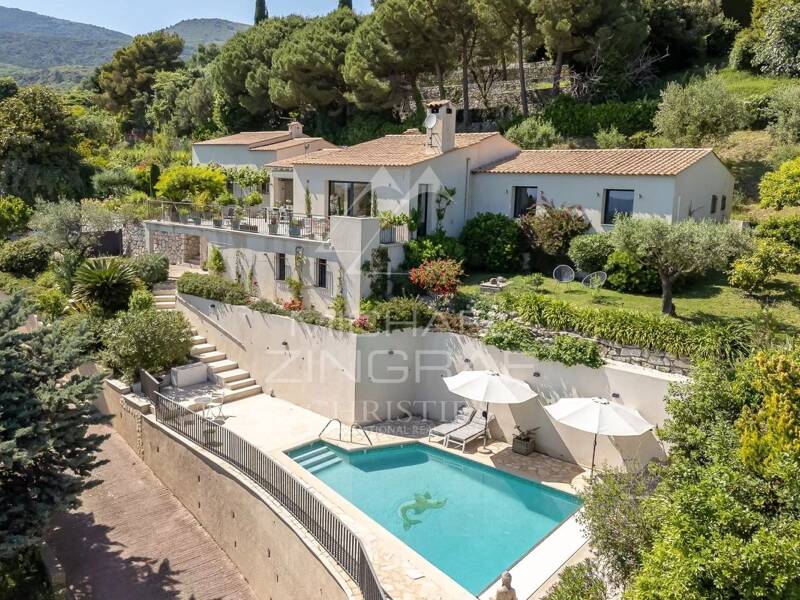 Maison à vendre, 223m², TOURRETTES SUR LOUP