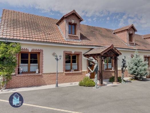 Maison à vendre 630 000 € 13 pièces 7 chambres 534 m² 3 648 m² de terrain Chépy 80210