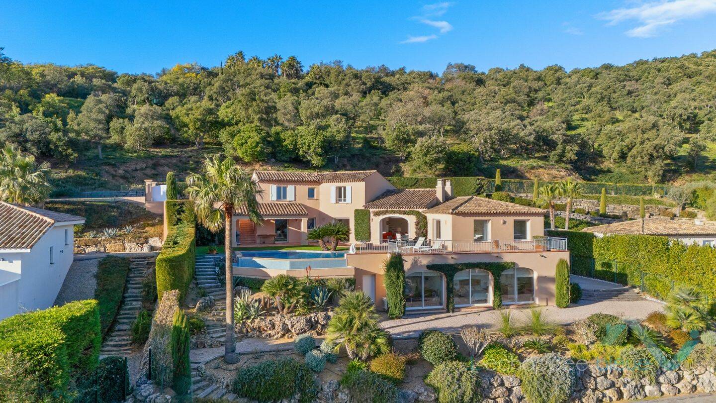 Maison à vendre, 247m², GRIMAUD