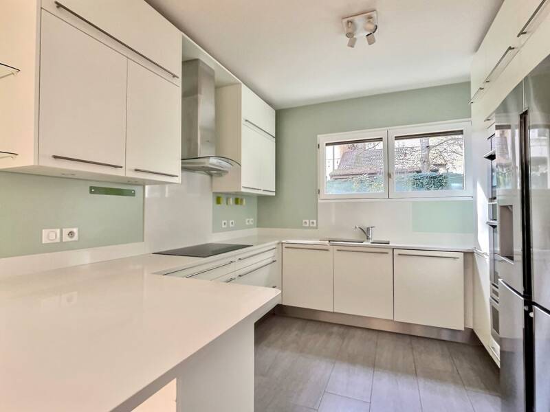 Maison à vendre, 203m², DIVONNE LES BAINS