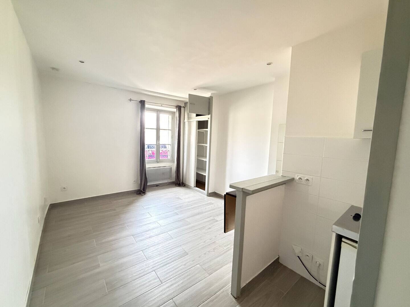 Maison à louer, 18m², VERSAILLES