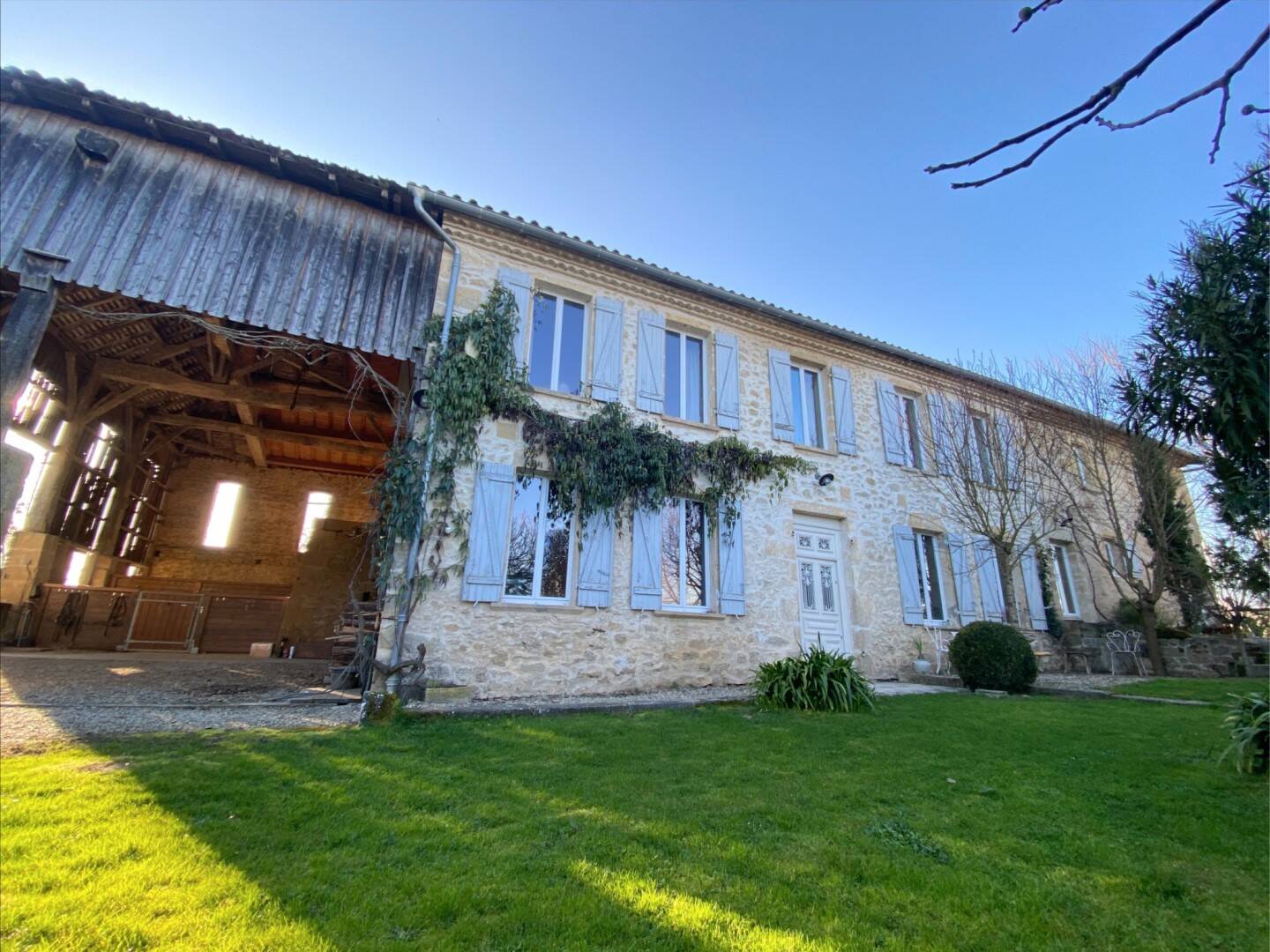 Maison à vendre, 242m², LA REOLE