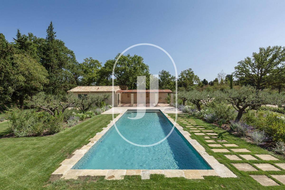 Maison à vendre, 300m², EYGALIERES