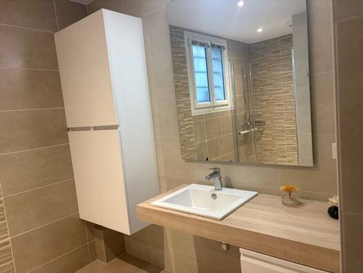 Maison de plain-pied à vendre 105 400 € 7 pièces 3 chambres 112 m² 750 m² de terrain La Planche 44140