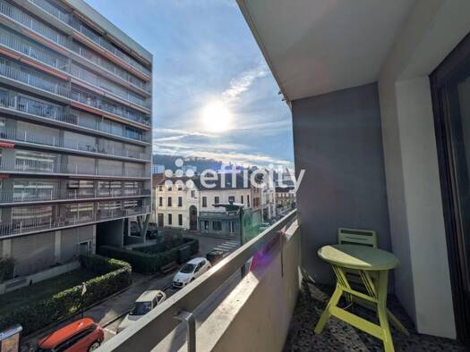 Appartement à vendre 130 000 € 1 pièce 23 m² 2ème étage Centre Ville Nord Aix-les-Bains 73100