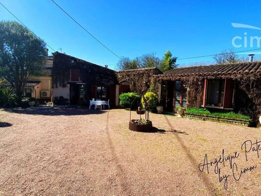 Appartement à vendre 444 750 € 6 pièces 5 chambres 1 787 m² RDC Cartelègue 33390