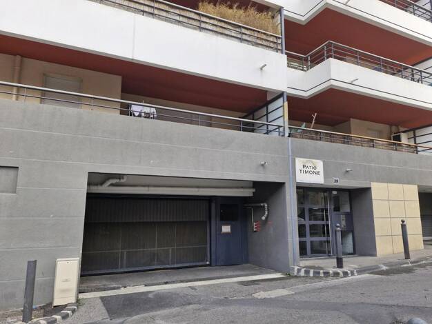Garage/Stationnement à louer 177 € 23 m² La Timone Marseille 10ème 13010