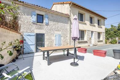Maison à vendre 270 000 € 4 pièces 3 chambres 130 m² 932 m² de terrain St Mard 17700