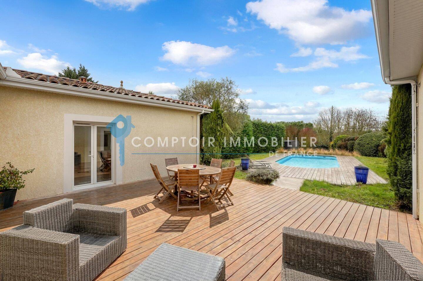 Maison à vendre, 170m², LAPEYROUSE FOSSAT