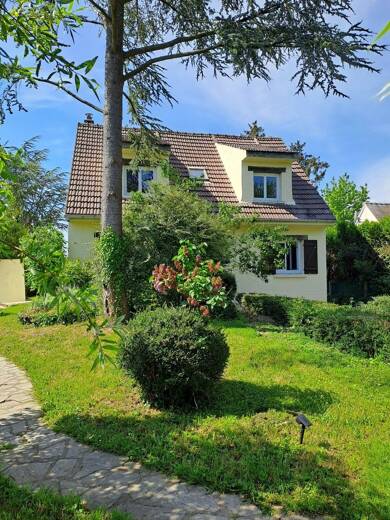 Maison à vendre 278 000 € 6 pièces 5 chambres 124 m² 880 m² de terrain Boissets 78910