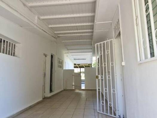 Maison à louer 1 189 € 4 pièces 3 chambres 98,3 m² Saint-Claude 97120