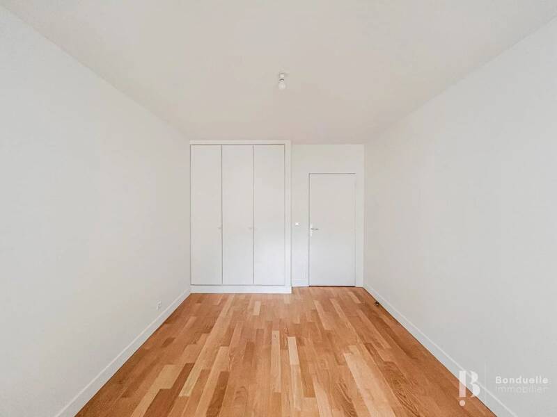 Maison à louer, 45m², PARIS 8E